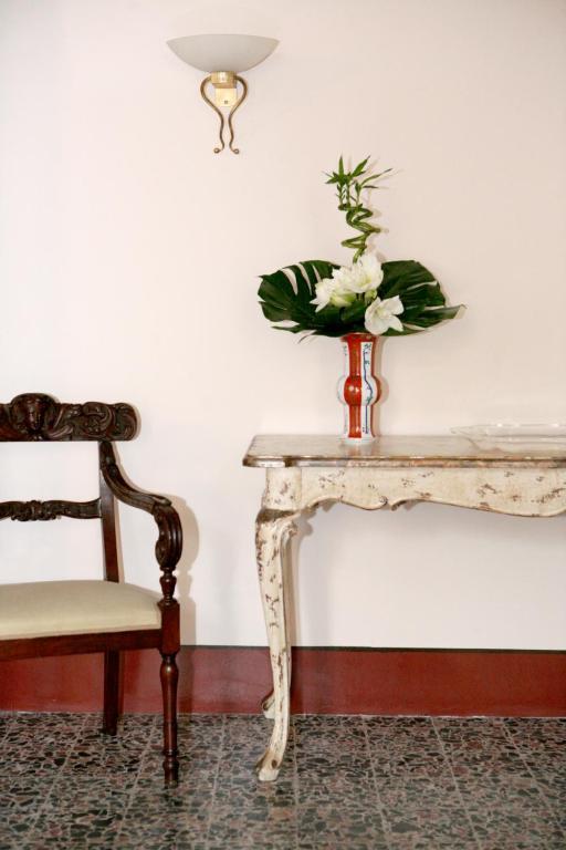 Bellezza Suites Cagliari Luaran gambar